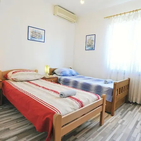 Apartment Davor